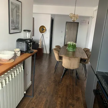 Apartament Langa Hanul Cu Peste 2